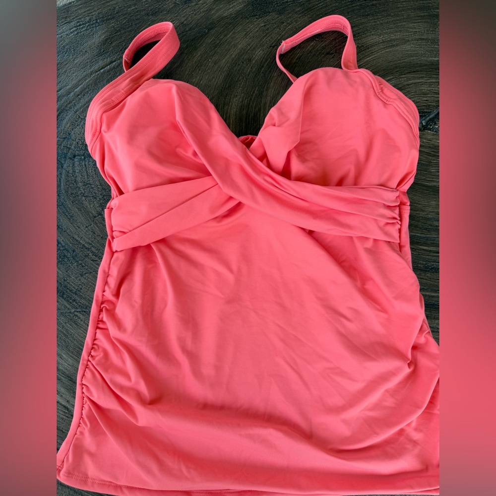 Lands' End Coral Tankini with underwire
